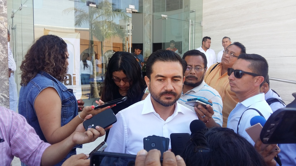 Dan acta de residencia falsa a Miguel Ángel Yunes Márquez, para ayudarlo a ser candidato a alcalde de Veracruz
