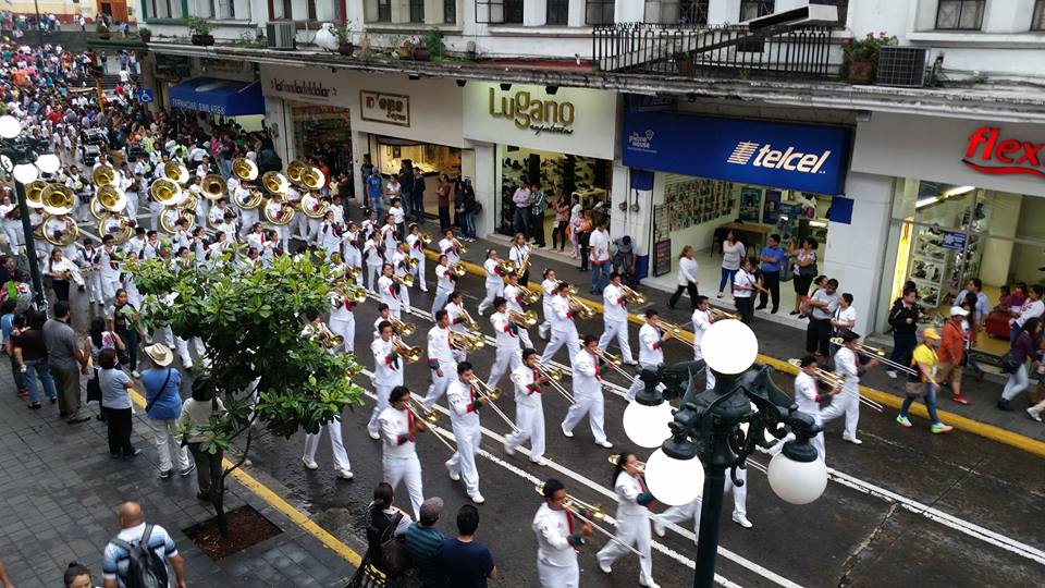 Con desfile de bandas celebrarán el centenario de la Constitución de 1917