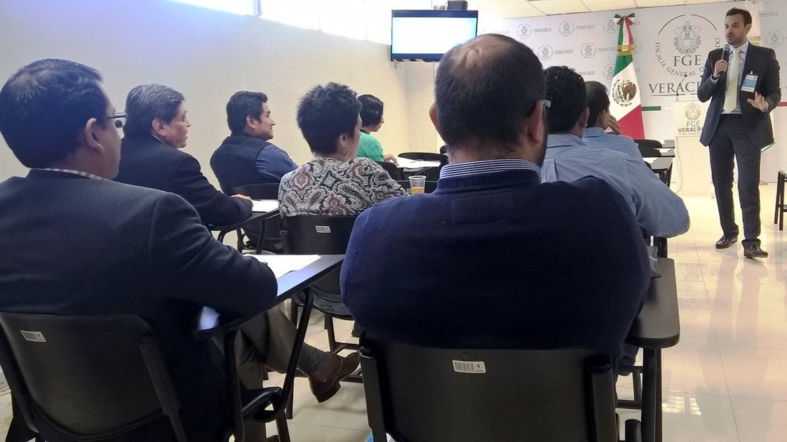 Acude Fiscal General a curso “Los Medios de Comunicación en el Sistema de Justicia Penal”