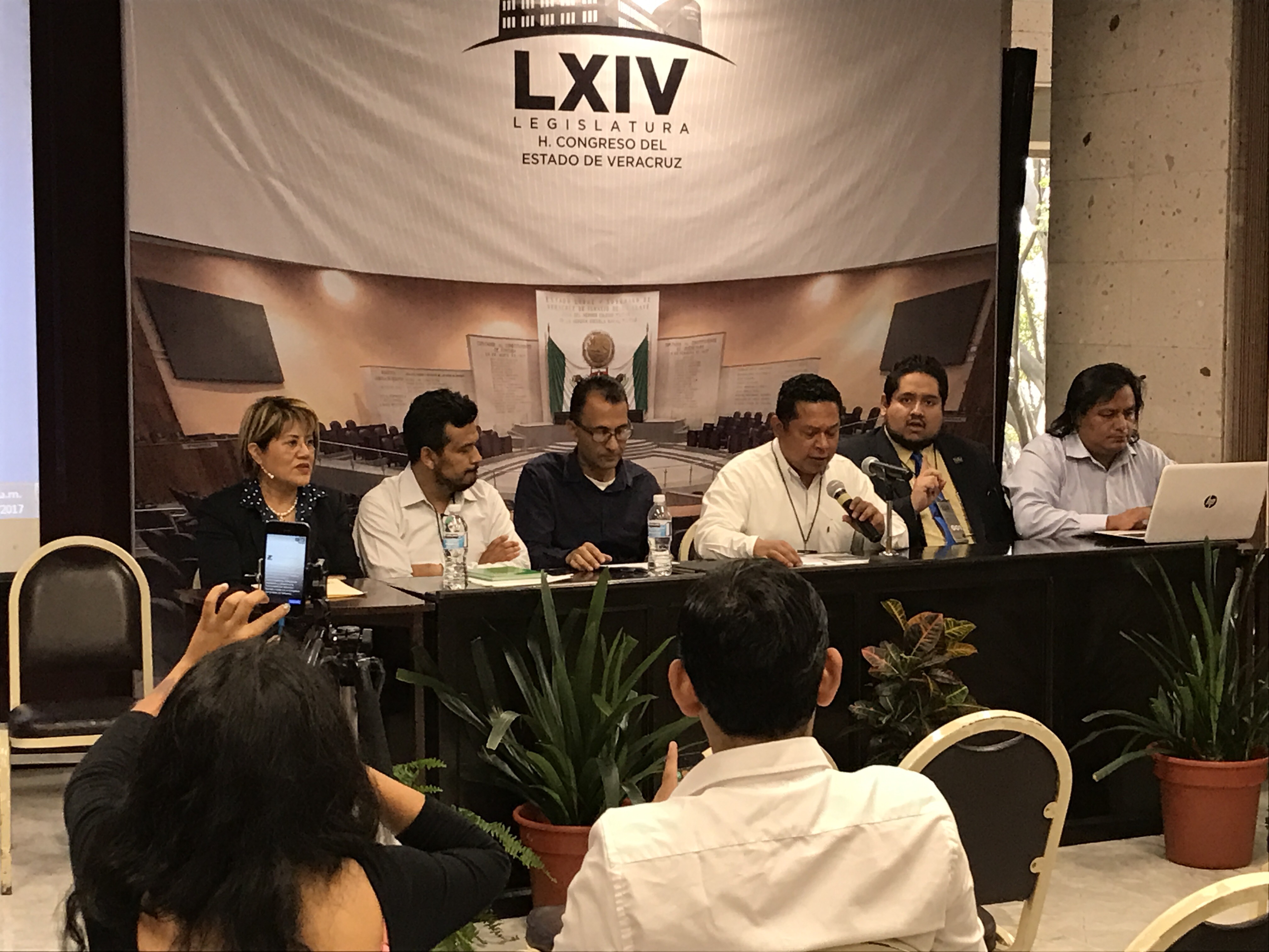 Urge valorar y reconocer el trabajo de los periodistas