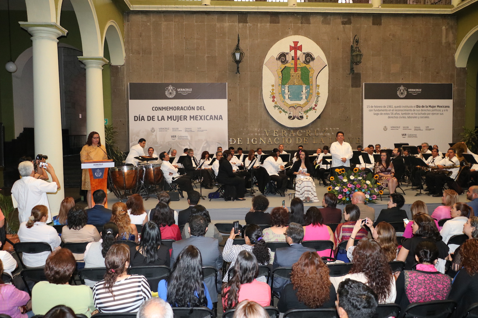 Conmemoran el Día de la Mujer Mexicana en palacio de gobierno