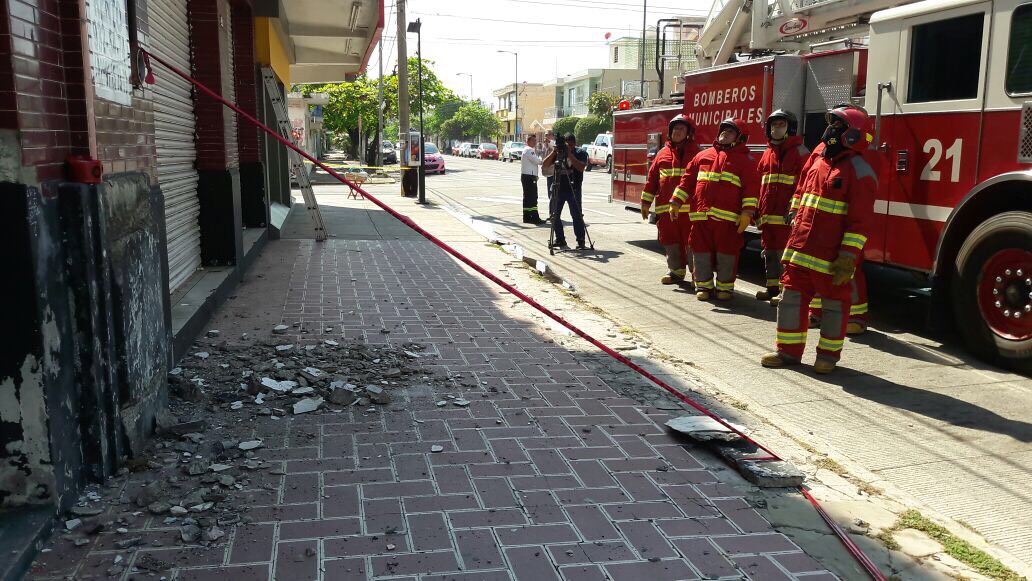 Se desprende balcón en Centro Histórico de Veracruz