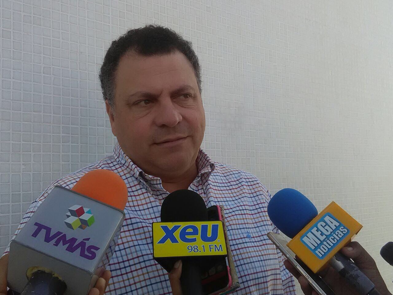 Liberación de precio de combustibles desestabilizará sector transportista: Canacar