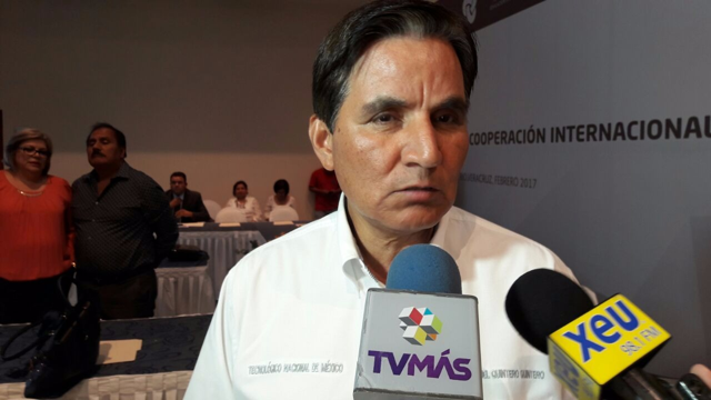 Firman convenio educativo entre México y Colombia