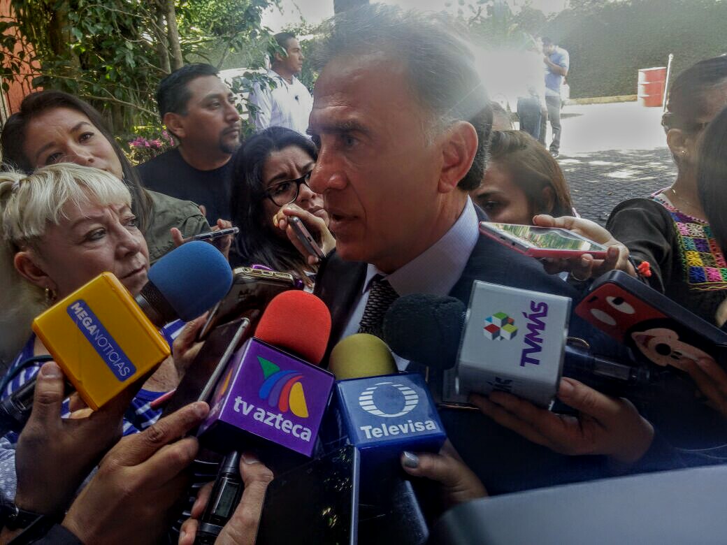 Exhorta el gobernador Yunes al Congreso del Estado a acelerar reestructuración de la deuda pública