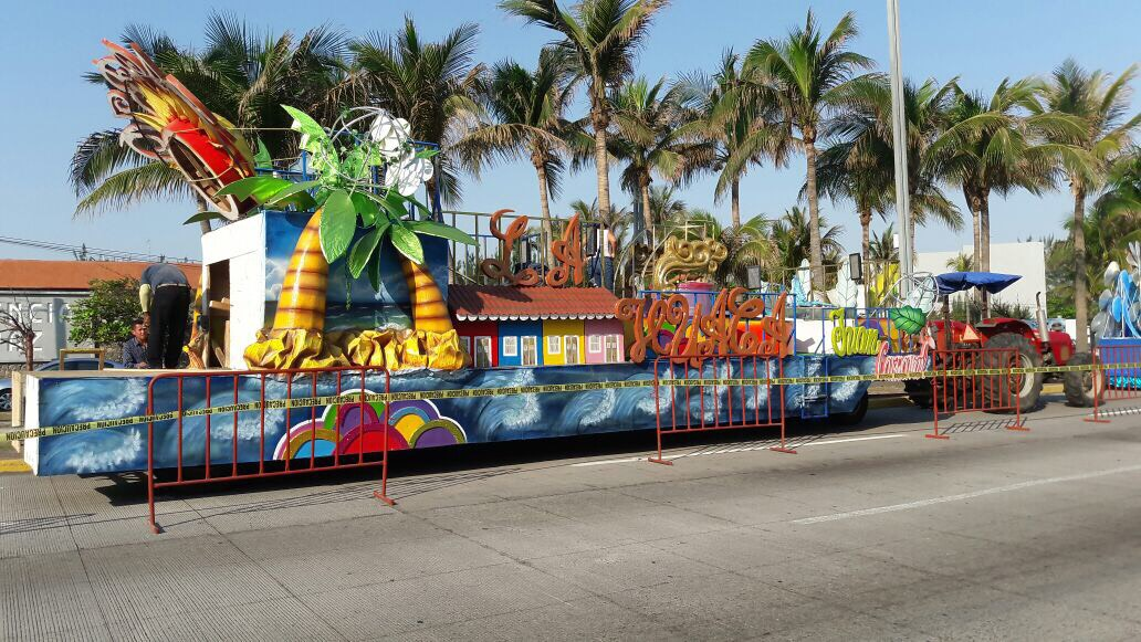 Por concluir elaboración de carros alegóricos para Carnaval de Veracruz 2020