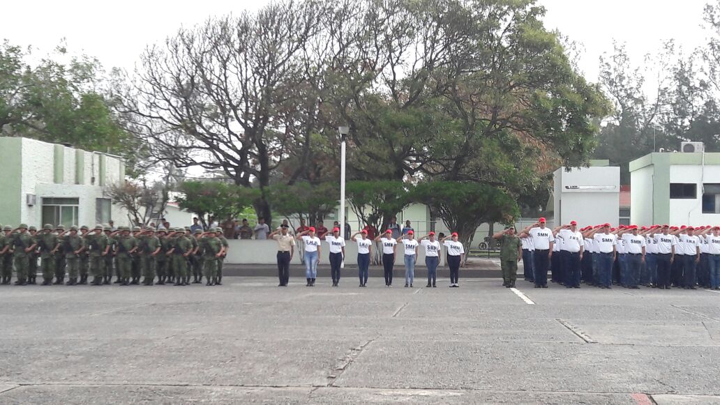 Jóvenes en Veracruz inician servicio militar