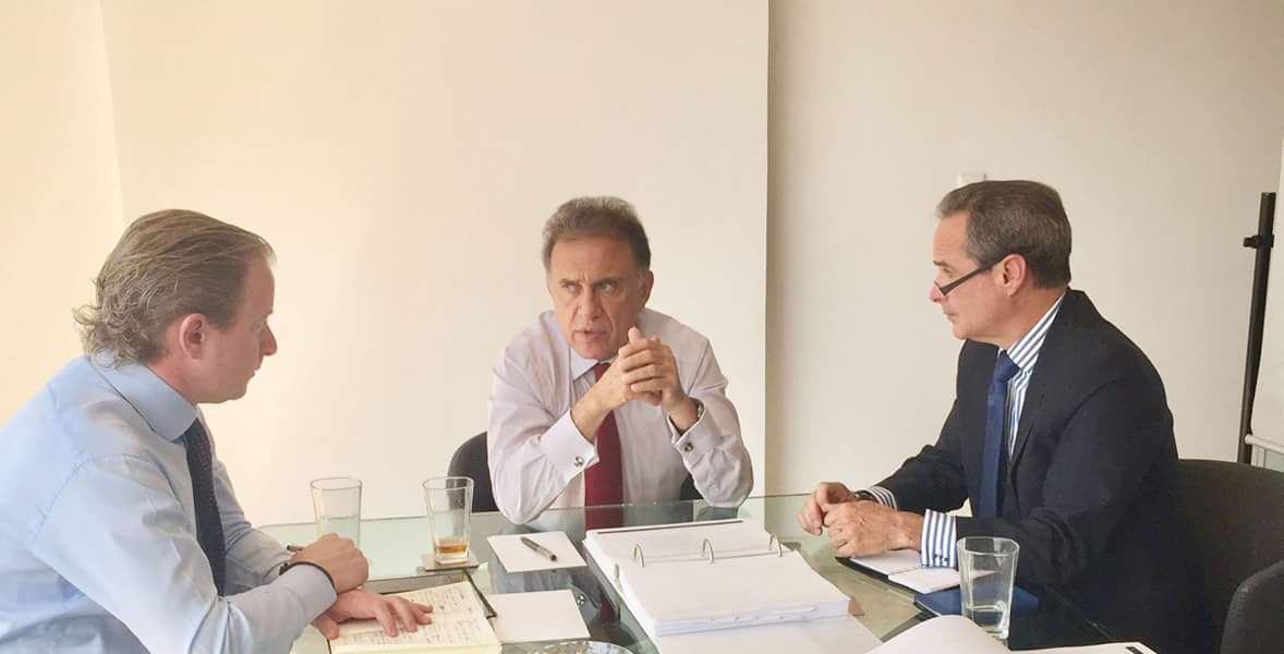 Gestiona el gobernador Yunes recursos federales ante SHCP