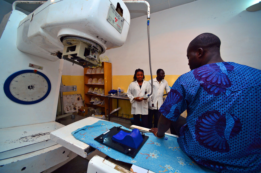 Los países de ingresos medios y bajos sólo acceden a un 5% de los fondos contra el cáncer