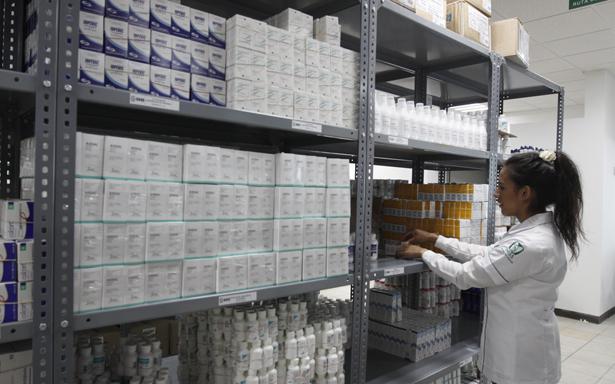 El IMSS Compra en Subasta Pública Genéricos para la Influenza a Mitad de Precio
