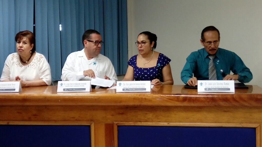 En Minatitlán, rectora de la UV confirma que SAT no embargará por adeudo