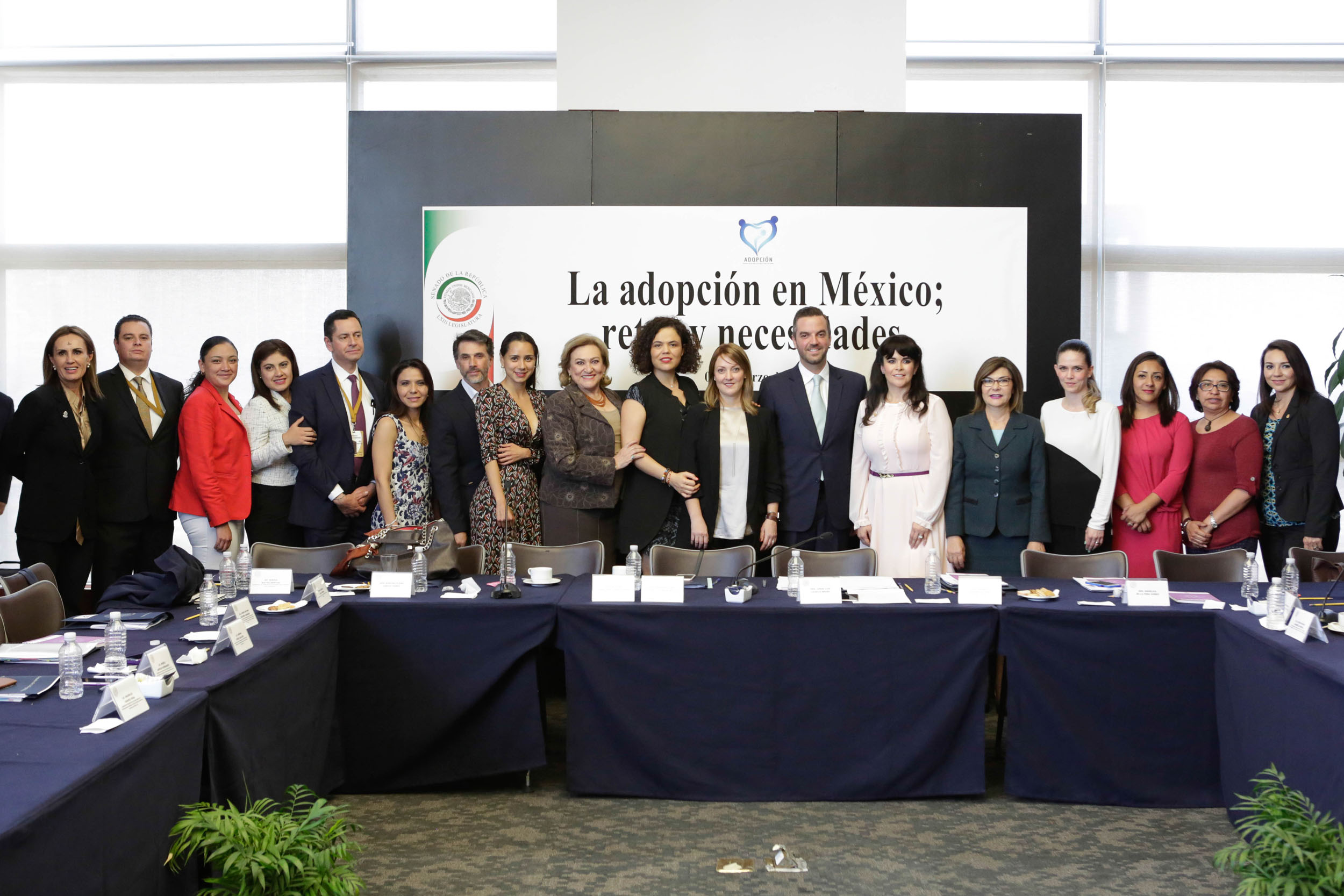 Adelanta Senado ruta para homologar legislación en materia de adopción en todo el país