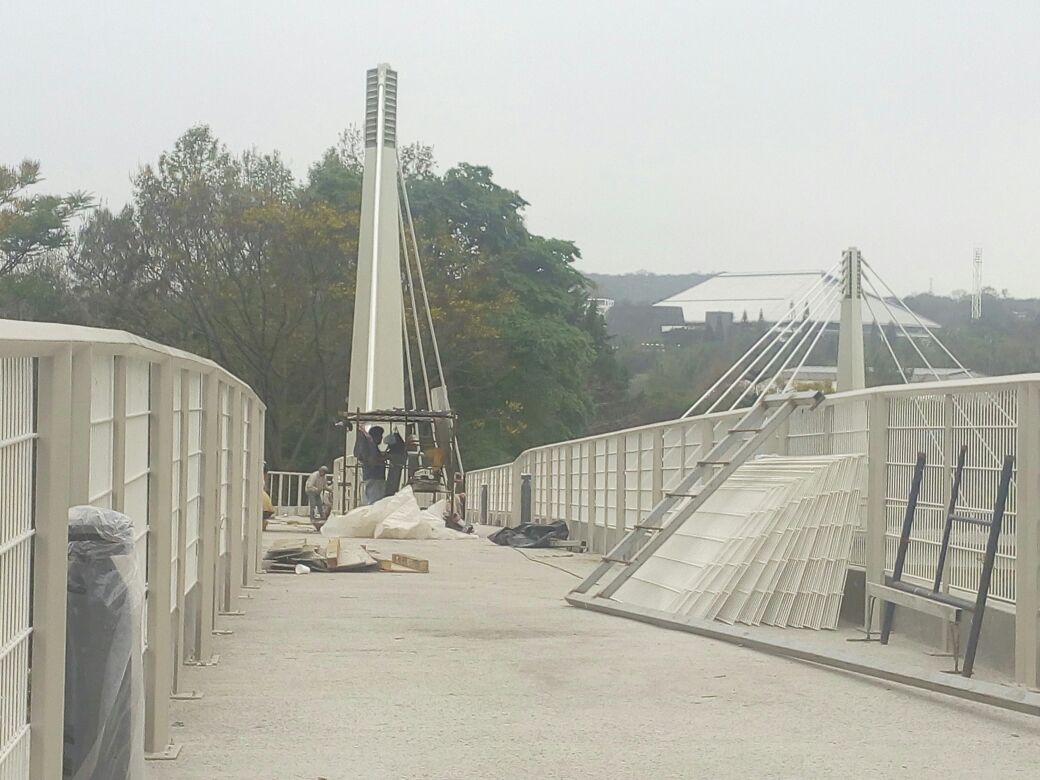 20 de marzo, inauguración del puente ciclopeatonal de la USBI