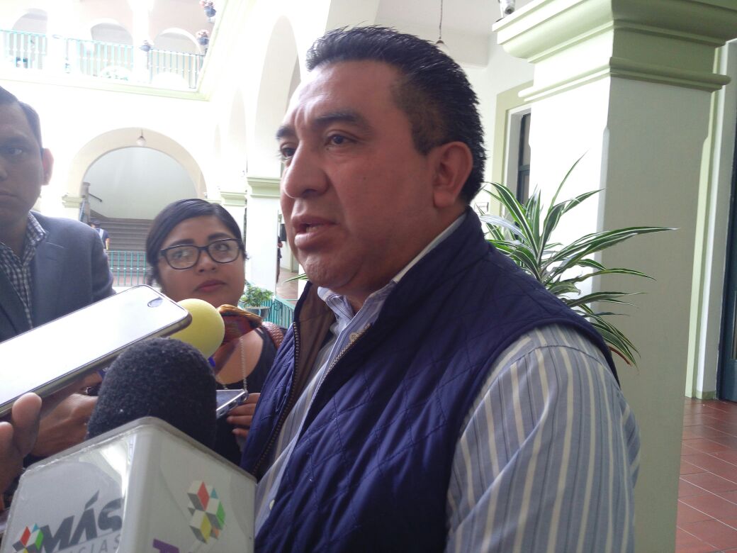 Antenas de telefonía deben tener autorización de vecinos y autoridades