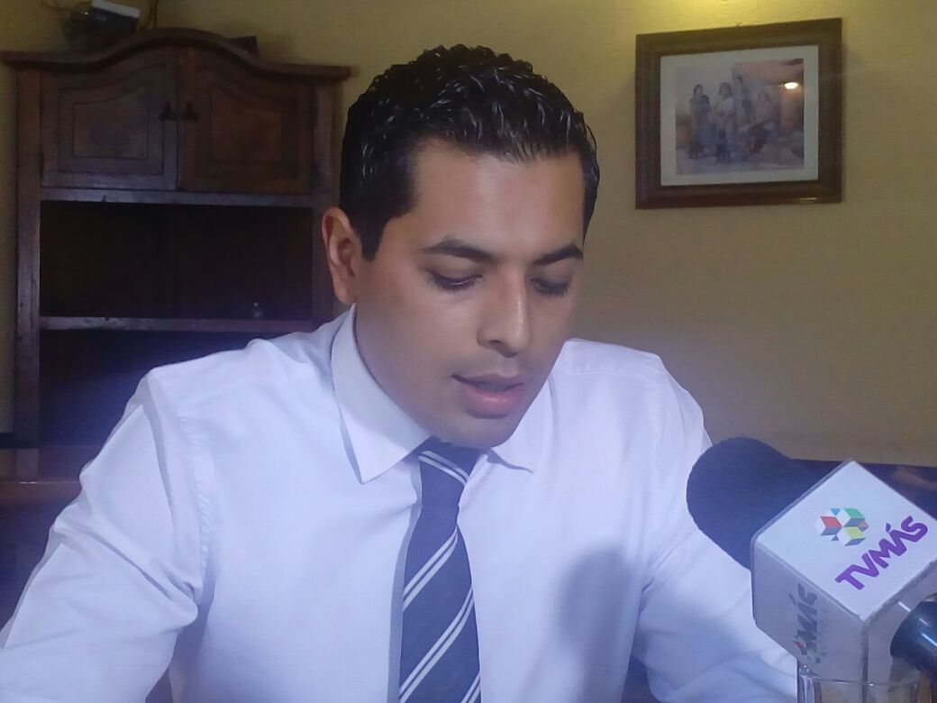 Trabajadores del DIF estatal solicitan se regularicen sus pagos pendientes