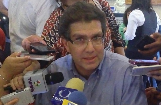 México aún no ha tomado decisiones urgentes para ayudar a inmigrantes deportados: Armando Ríos