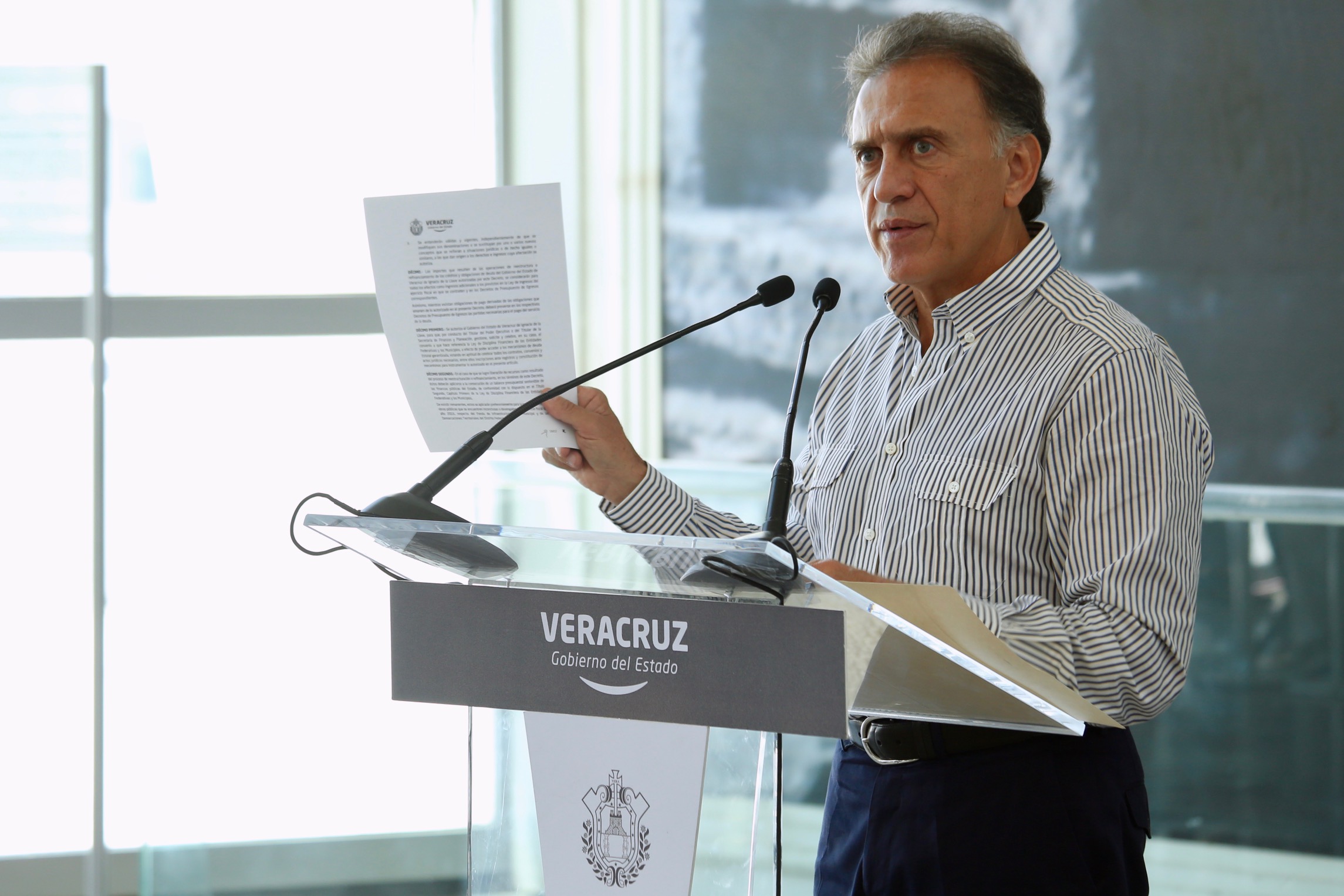 Mañana inician reuniones con bancos para reestructurar deuda: Gobernador Yunes