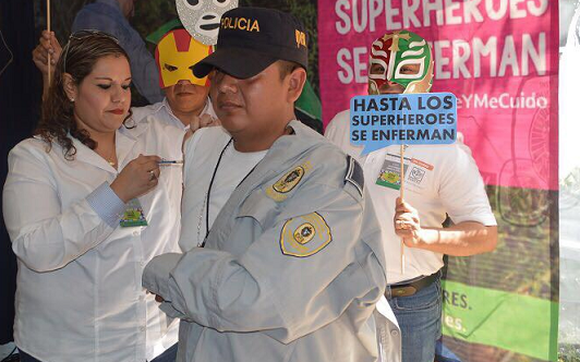 ISSSTE lleva campaña «Mes de la salud del hombre» al IPAX