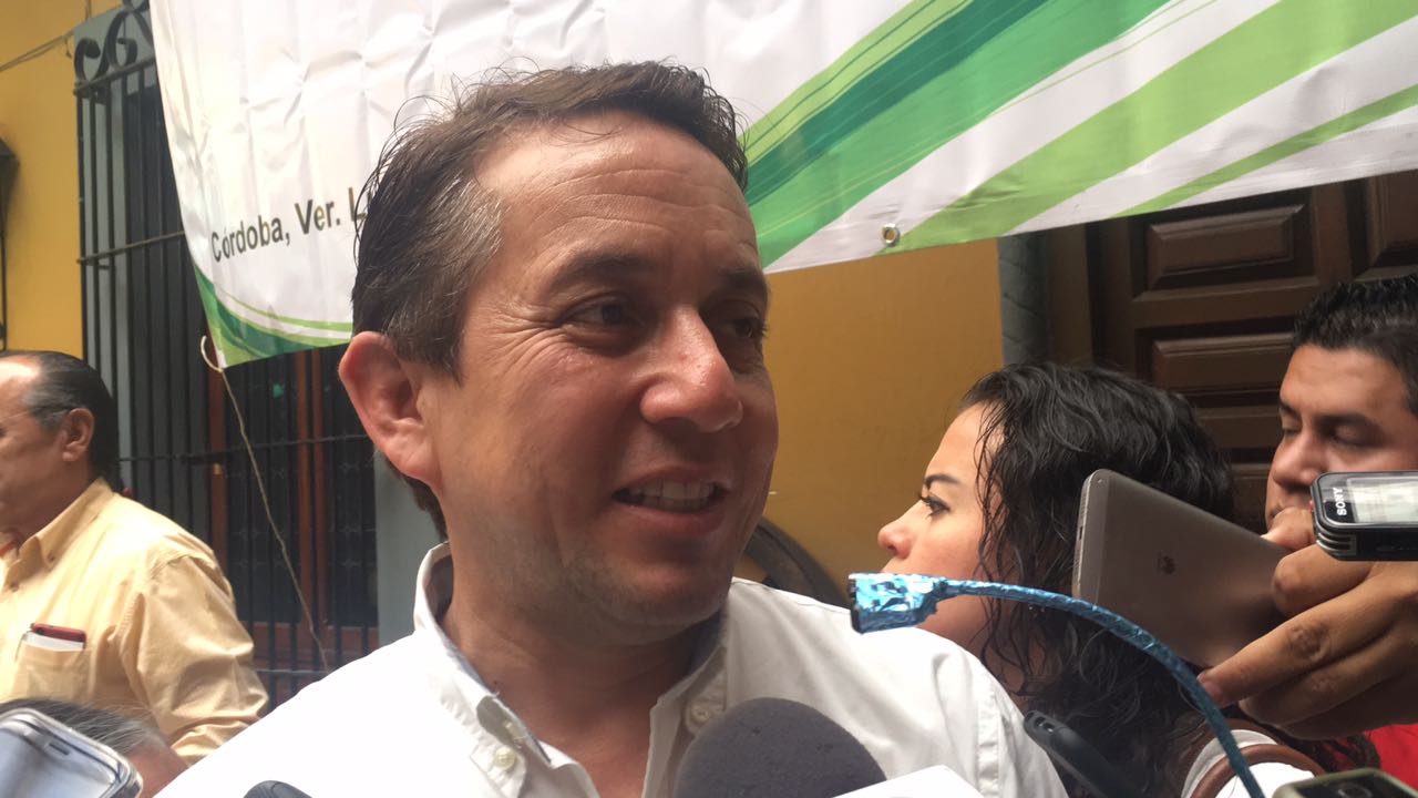 Ofrecerán organizaciones becas para estudiar inglés y cursos a emprendedores, en Córdoba