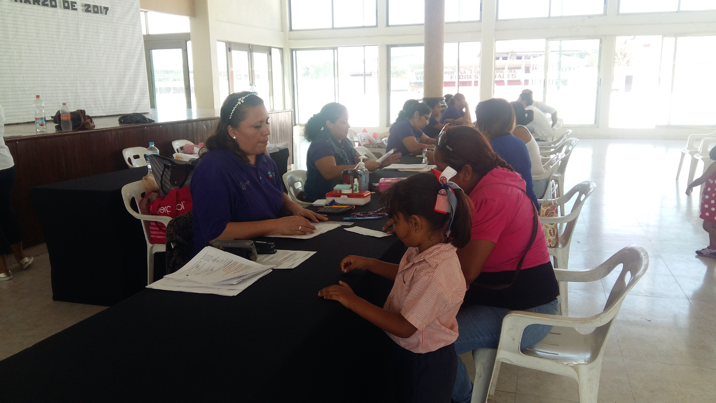 Inician recepción de documentos para becar a estudiantes de educación primaria hasta universitaria