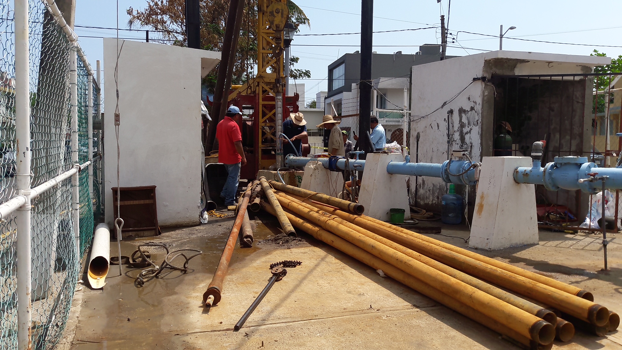 Reparan pozo que suministra agua a fraccionamientos de Boca del Río