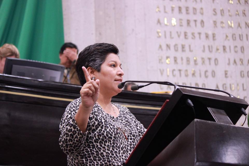 Morena solicitará a Fepade la suspensión del programa “Veracruz comienza contigo»