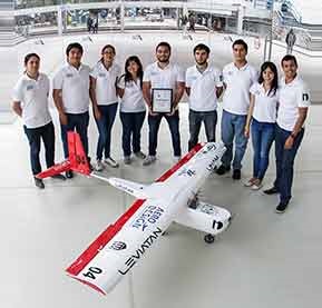 Estudiantes de la UNAM triunfan con su aeronave Leviatan