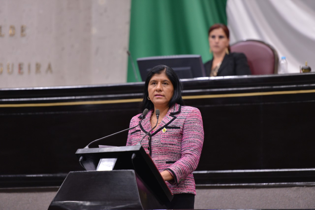 Ratifican a Copete Zapot como coordinadora del PRD en Congreso del Estado