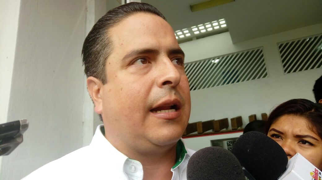 Pide alcalde de Coatzacoalcos acordar mecanismo para mejorar finanzas del estado
