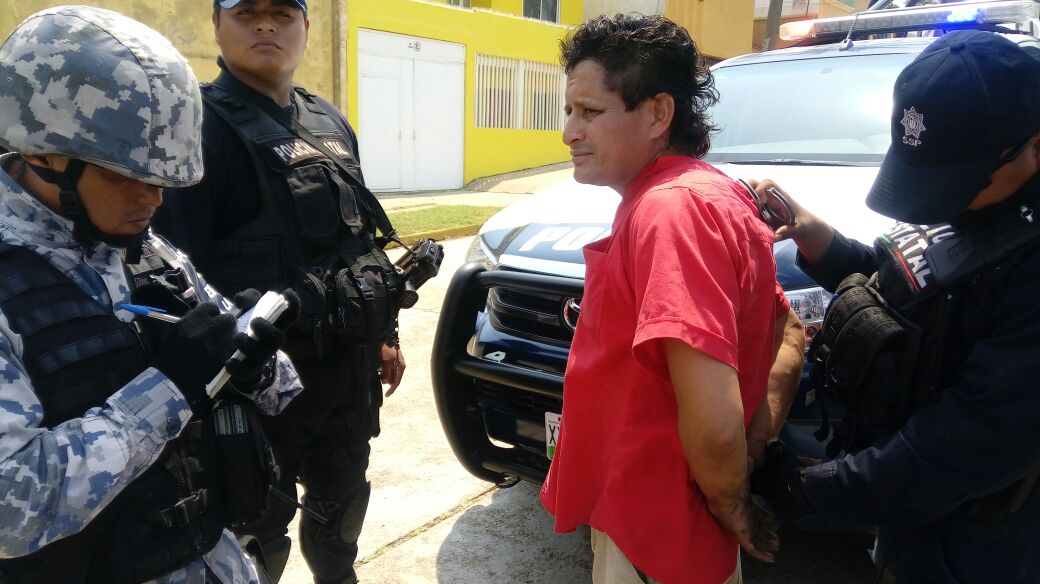 En Coatzacoalcos ciudadanos capturan a delincuente que pretendía robar camioneta