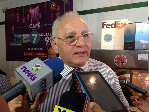 Recibe la UV a los primeros jóvenes deportados