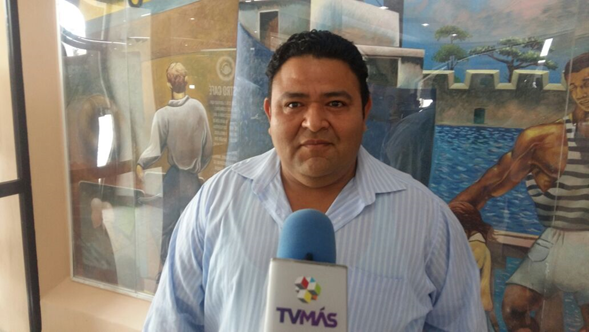 Egresados de la UPAV campus Veracruz exigen la entrega de su certificado