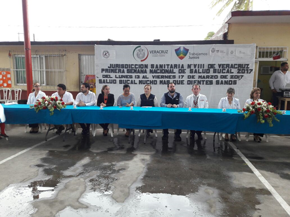 Padres de familia deben vigilar salud bucal de menores