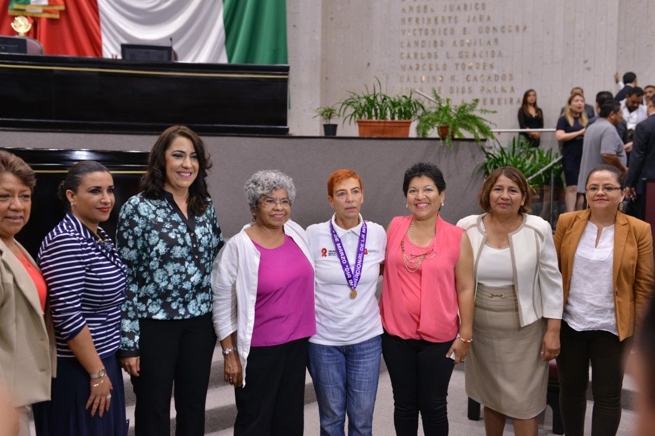 Con Premio a la Mujer 2017, reconoce LXIV Legislatura el trabajo de Patricia Ponce