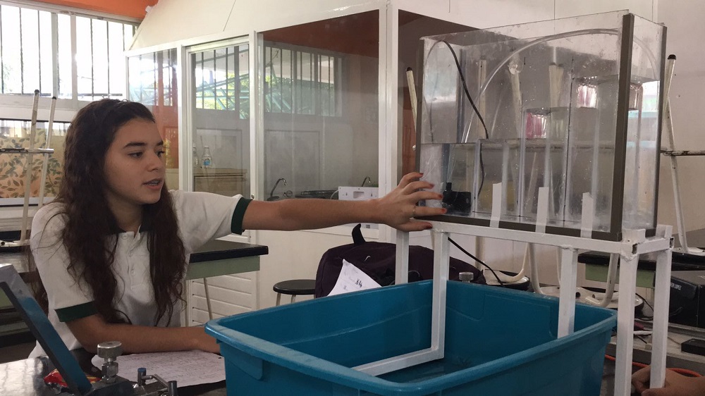 Con proyecto de física, alumnas del Cobaev Córdoba buscan ganar primer lugar