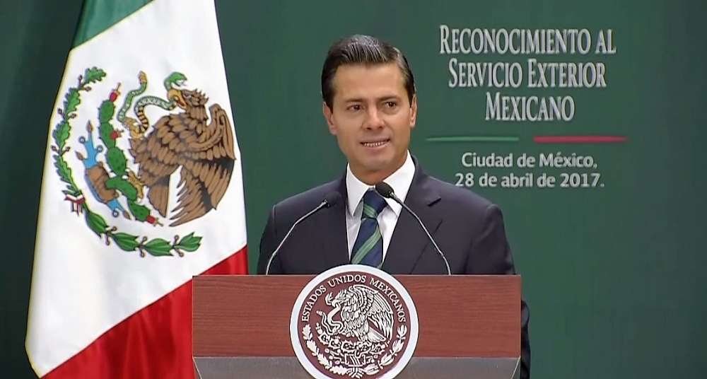 Anuncia EPN acciones para fortalecer y modernizar el Servicio Exterior Mexicano