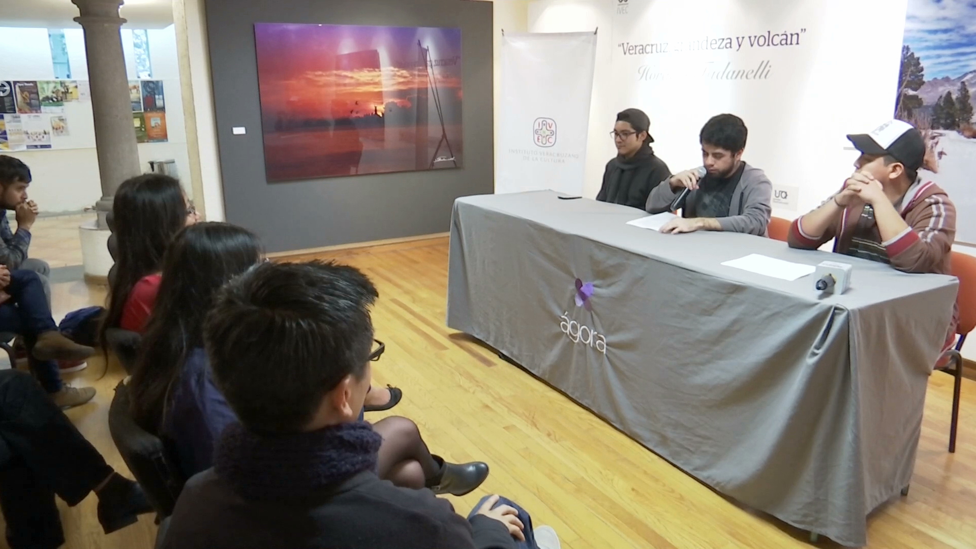 Incentiva IVEC lectura en jóvenes a través de “El arte de escribir”