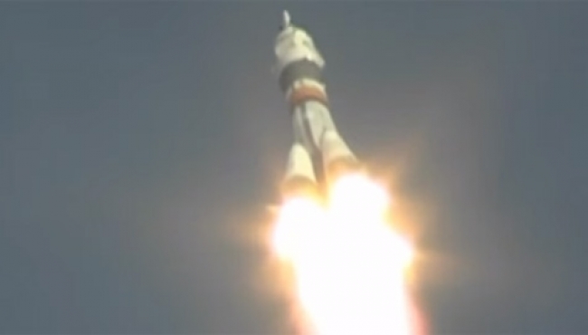 Nave rusa Soyuz despega rumbo a la Estación Espacial Internacional