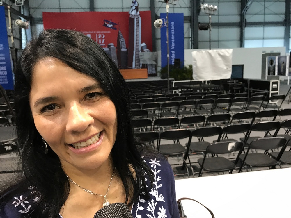 Se presenta en la FILU Mi vida y mi rostro ante el VIH de Colibrí García, premio Demac 2015-2016