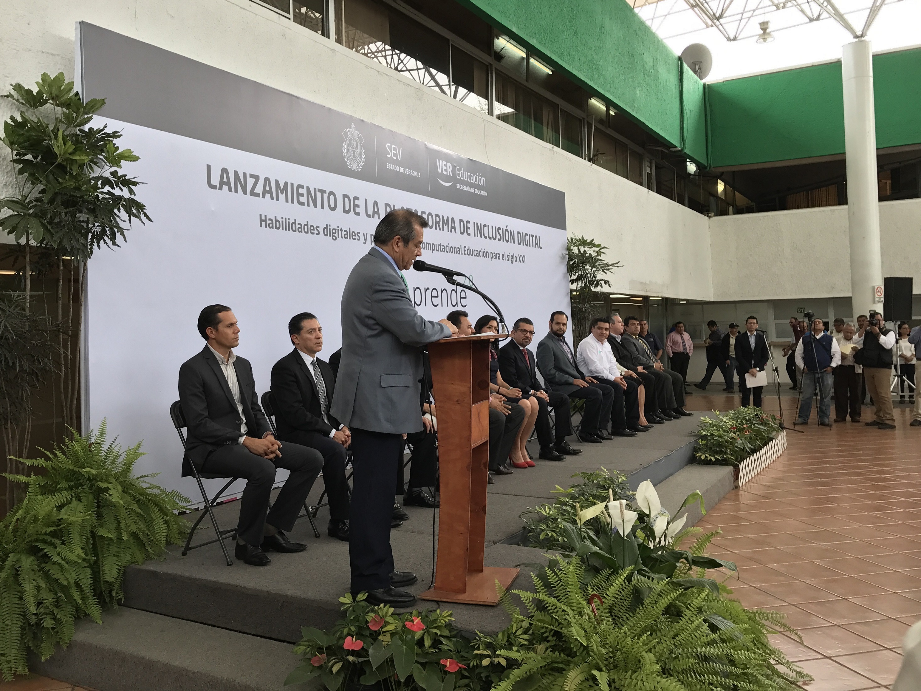 SEV puso en marcha la plataforma de inclusión digital @prende 2.0