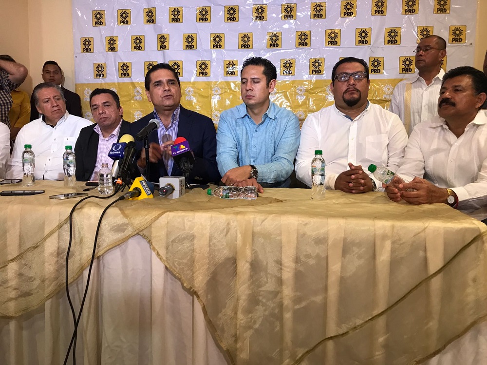 Vengo en calidad de militante del PRD y apuntalar a mi partido: Silvano Aureoles