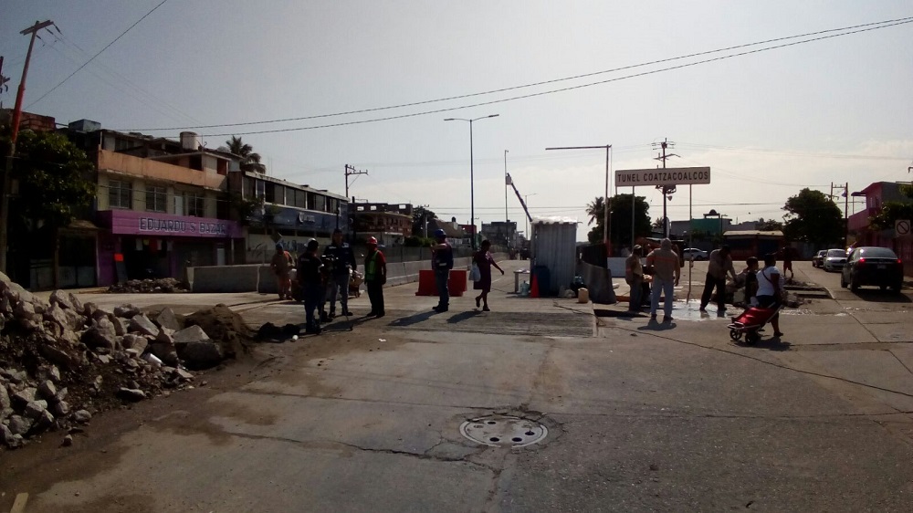 Sin recibir indemnización afectados por obras del Túnel sumergido de Coatzacoalcos