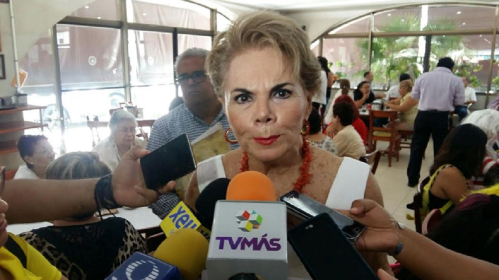 Reconocerán a seis veracruzanos con el premio “Salvador Díaz Mirón”