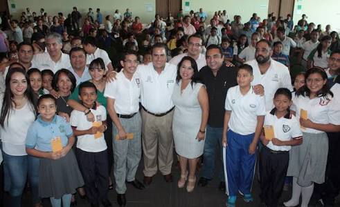 Suspenderán en Coatzacoalcos pago de becas por veda electoral, últimas se entregarán este viernes