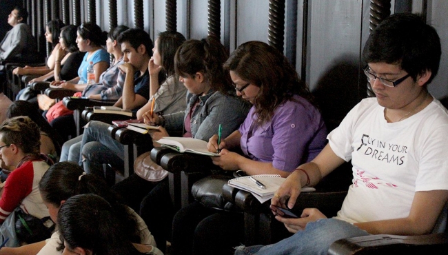 Universidades buscan apoyo internacional para educación superior a distancia