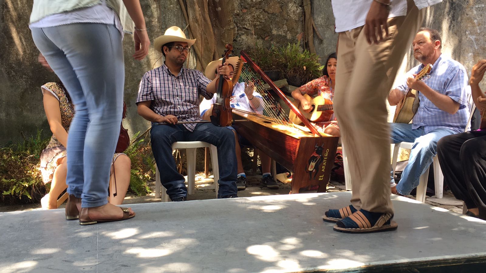 Fandango veracruzano se mantiene vivo, a pesar de no contar con apoyo de autoridades