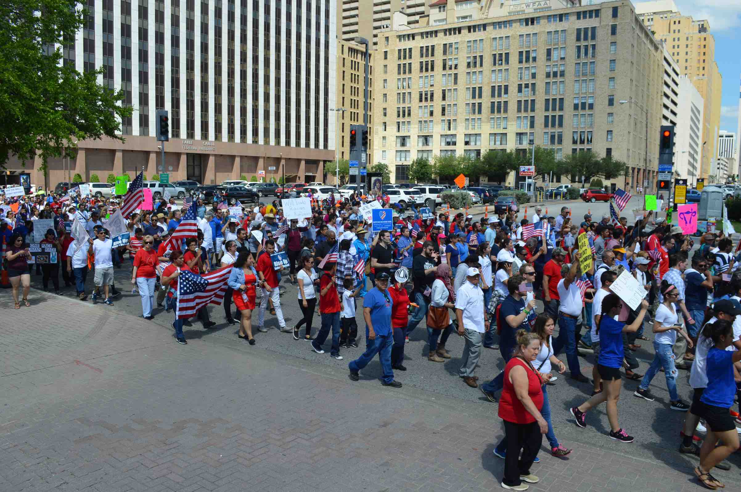 Juez escucha argumentos sobre «ciudades santuario»