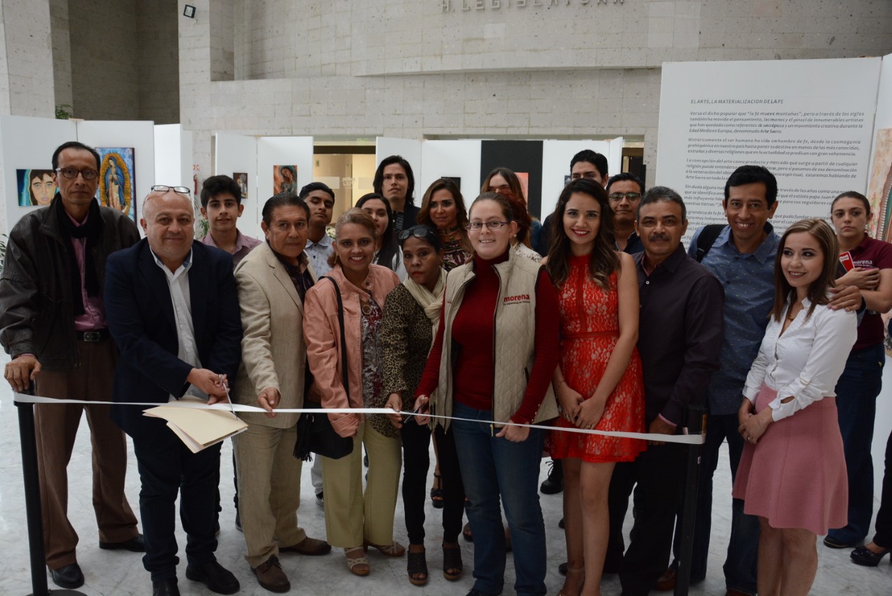 Presentan exposición de arte sacro en el Congreso de Veracruz