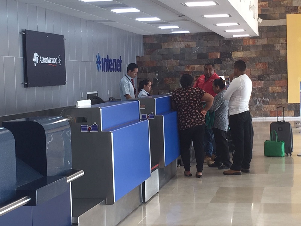 Aeropuerto de Minatitlán reporta disminución en el número de pasajeros mensuales
