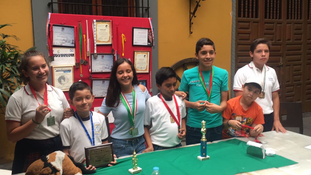 Ajedrecistas infantiles de Córdoba solicitan apoyo para continuar participando en competencias